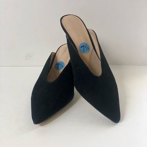 Adrienne Vittadini black heels